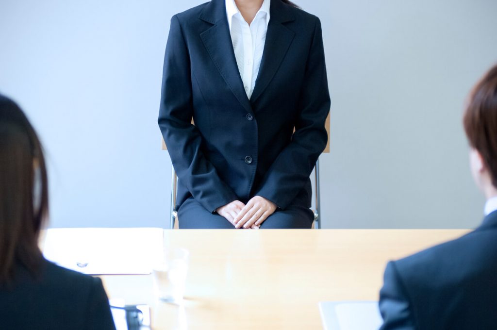 面接の自己紹介は何を言う？新卒・転職で使える例文と構成のコツ