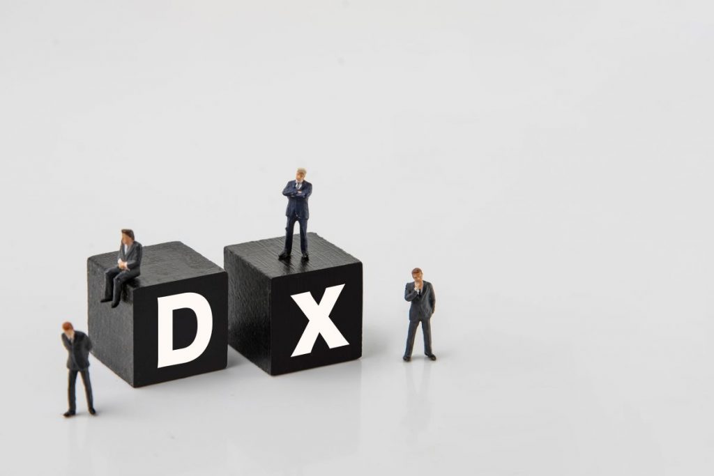 人事DX事例から学ぶ成功の秘訣！採用や評価の課題を解決する手法